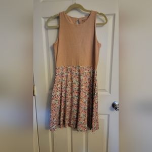 Cotton summer sleeveless dress